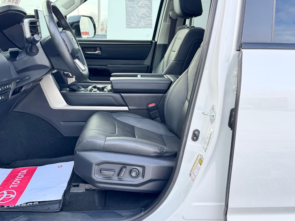 Toyota Tundra LIMITED NIGHTSHADE / CREWMAX BOITE 6.5 PIEDS / TOILE DE BOITE / JAMAIS ACCIDENTÉ 2024 à Thetford Mines, Québec - 35 - w1024h768px