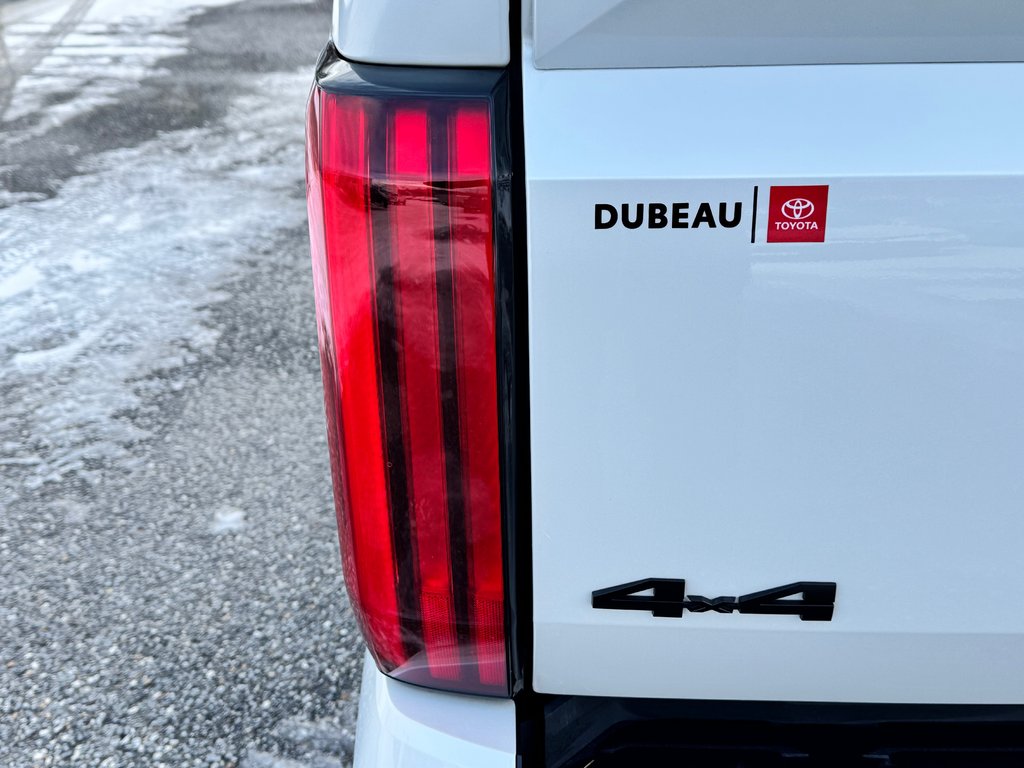 Toyota Tundra LIMITED NIGHTSHADE / CREWMAX BOITE 6.5 PIEDS / TOILE DE BOITE / JAMAIS ACCIDENTÉ 2024 à Thetford Mines, Québec - 26 - w1024h768px