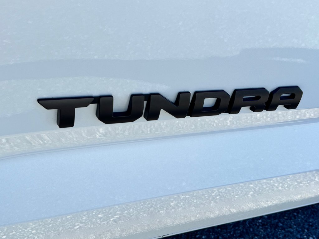 2024 Toyota Tundra LIMITED NIGHTSHADE / CREWMAX BOITE 6.5 PIEDS / TOILE DE BOITE / MARCHE-PIED in Thetford Mines, Quebec - 21 - w1024h768px