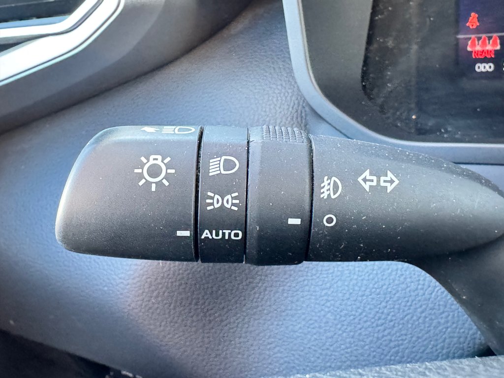 2024 Toyota Tundra LIMITED NIGHTSHADE / CREWMAX BOITE 6.5 PIEDS / TOILE DE BOITE / MARCHE-PIED in Thetford Mines, Quebec - 41 - w1024h768px