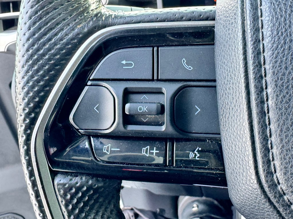 Toyota Tundra LIMITED NIGHTSHADE / CREWMAX BOITE 6.5 PIEDS / TOILE DE BOITE / JAMAIS ACCIDENTÉ 2024 à Thetford Mines, Québec - 42 - w1024h768px