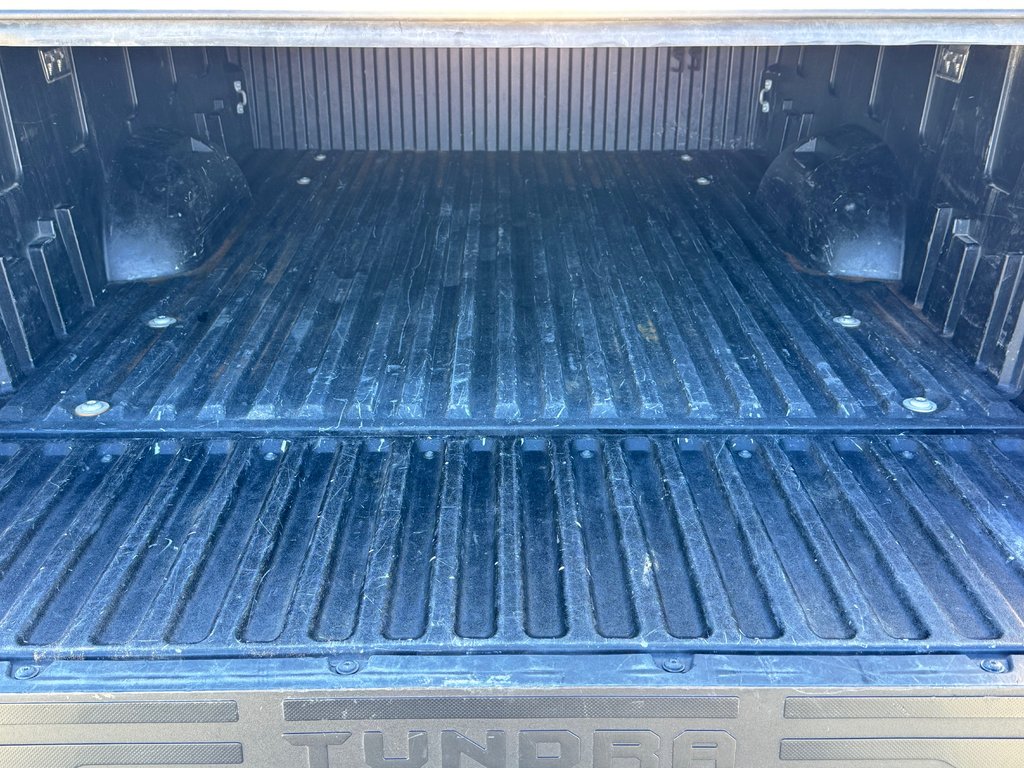 2024 Toyota Tundra LIMITED NIGHTSHADE / CREWMAX BOITE 6.5 PIEDS / TOILE DE BOITE / MARCHE-PIED in Thetford Mines, Quebec - 71 - w1024h768px