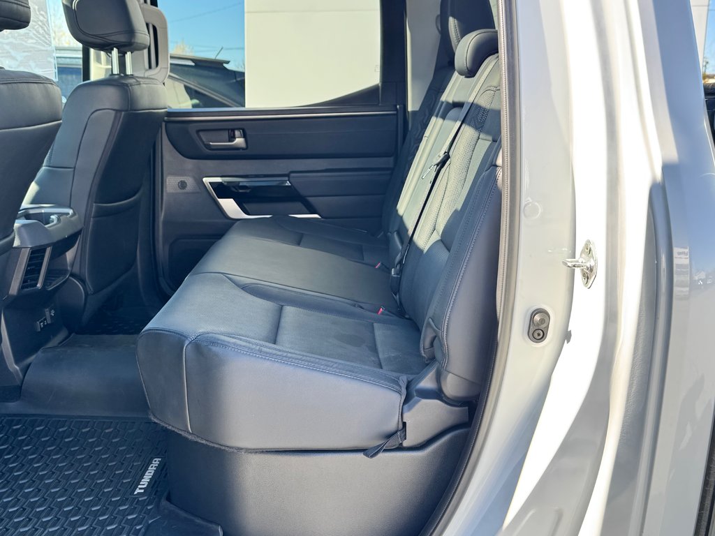 2024 Toyota Tundra LIMITED NIGHTSHADE / CREWMAX BOITE 6.5 PIEDS / TOILE DE BOITE / MARCHE-PIED in Thetford Mines, Quebec - 65 - w1024h768px