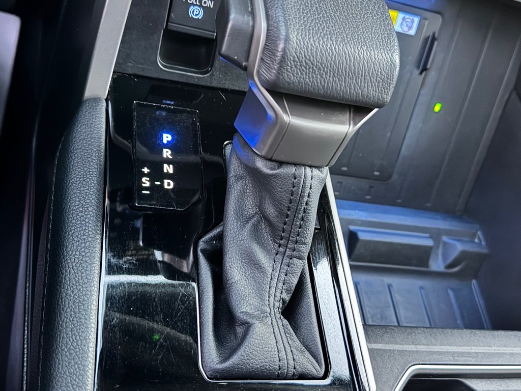 2024 Toyota Tundra LIMITED NIGHTSHADE / CREWMAX / TOILE BOITE / MARCHE PIED in Thetford Mines, Quebec - 47 - w1024h768px