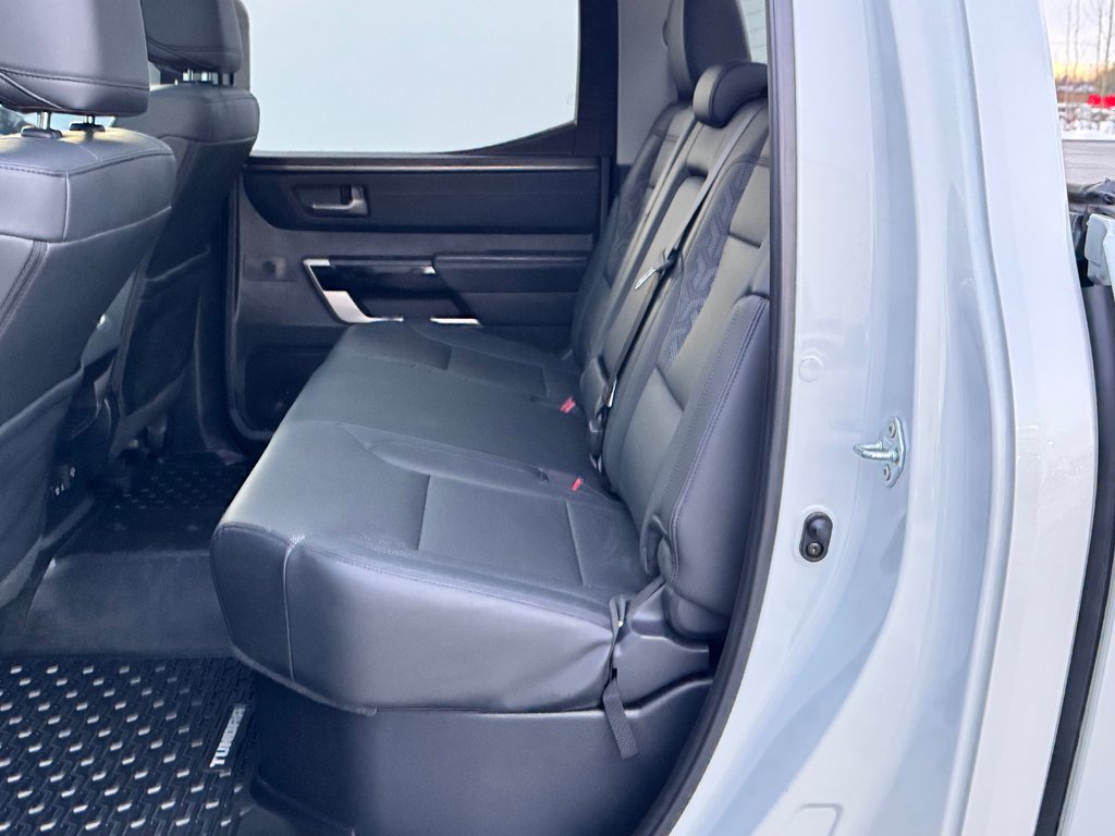 2024 Toyota Tundra LIMITED NIGHTSHADE / CREWMAX / TOILE BOITE / MARCHE PIED in Thetford Mines, Quebec - 59 - w1024h768px