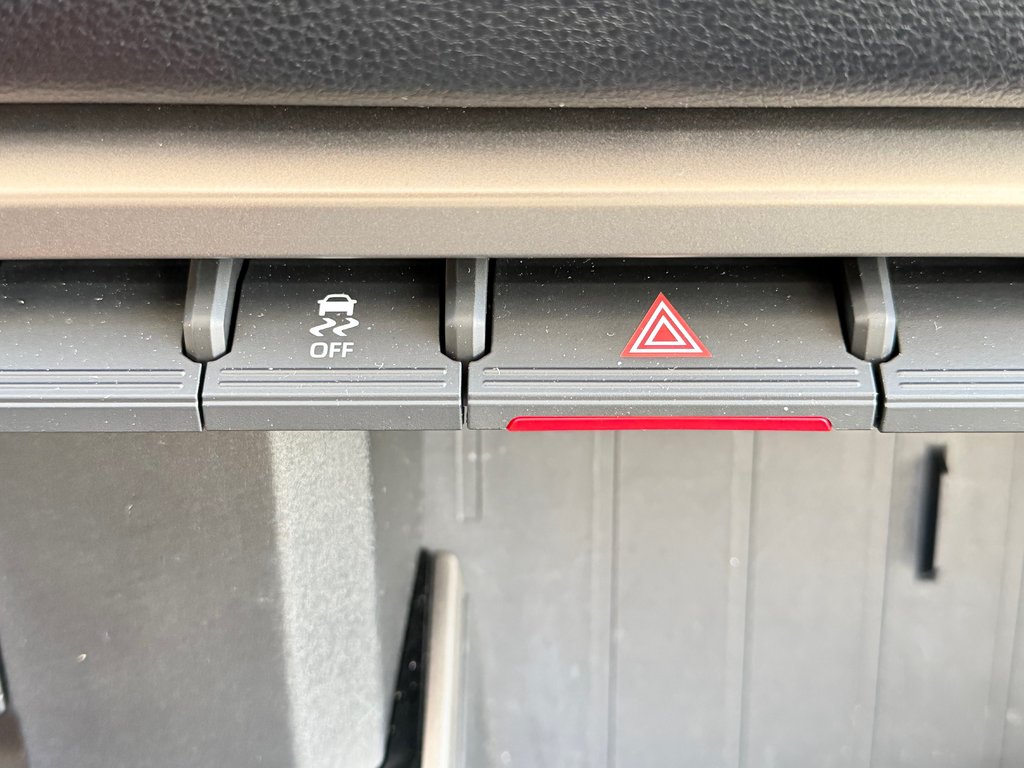 2024 Toyota Tundra CREW / TRD SPORT 4X4 / AUBAINE A SAISIR / in Thetford Mines, Quebec - 46 - w1024h768px