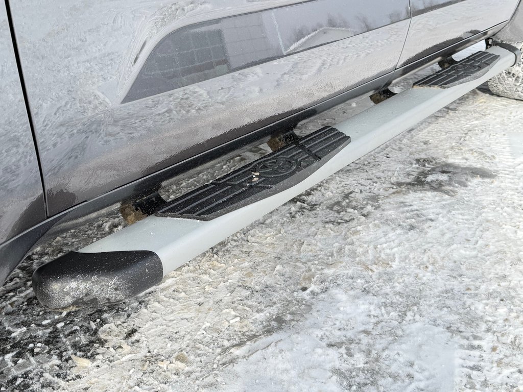 2024 Toyota Tundra CREW TRD SPORT / MARCHEPIEDS * TOILE / in Thetford Mines, Quebec - 19 - w1024h768px