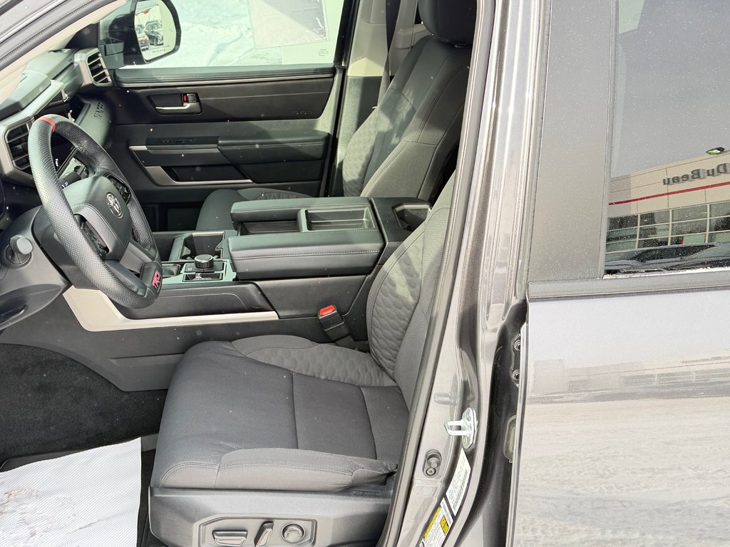 2024 Toyota Tundra CREW TRD SPORT / MARCHEPIEDS * TOILE / in Thetford Mines, Quebec - 33 - w1024h768px