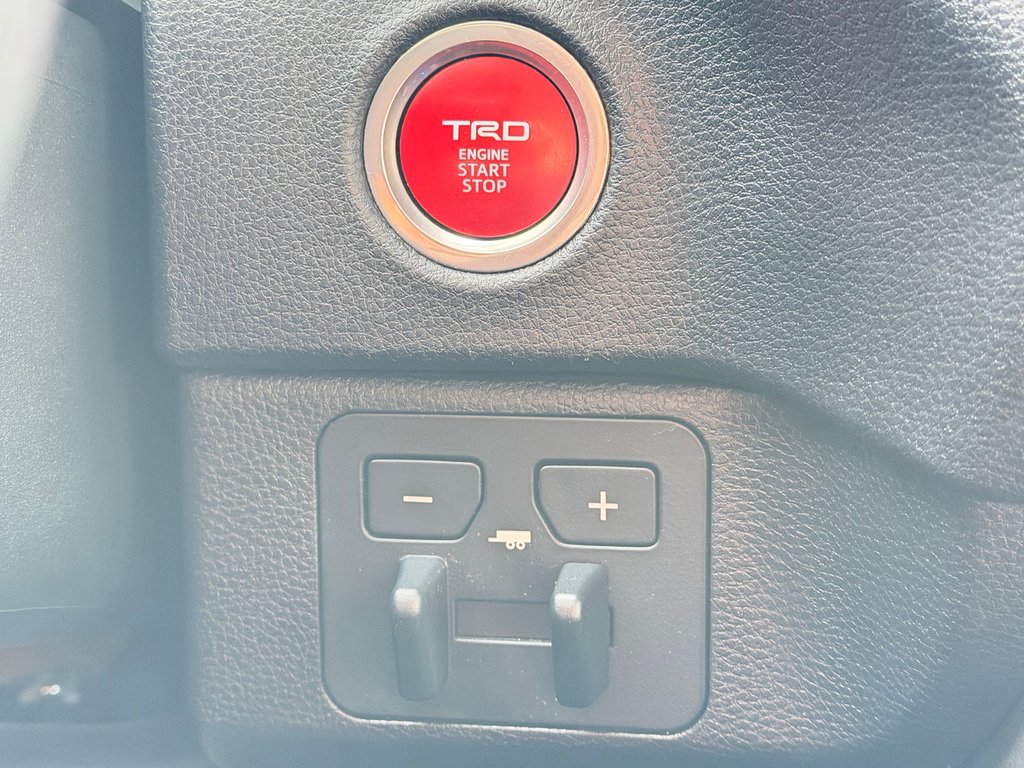 2024 Toyota Tundra CREW TRD SPORT / MARCHEPIEDS * TOILE / in Thetford Mines, Quebec - 43 - w1024h768px