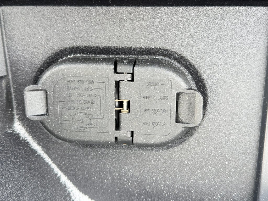 2024 Toyota Tundra CREW TRD SPORT / MARCHEPIEDS * TOILE / in Thetford Mines, Quebec - 27 - w1024h768px