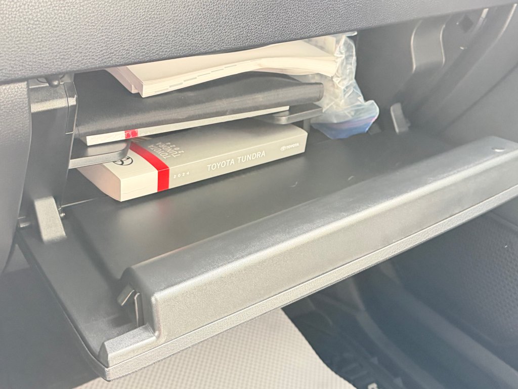 2024 Toyota Tundra CREW TRD SPORT / MARCHEPIEDS * TOILE / in Thetford Mines, Quebec - 56 - w1024h768px