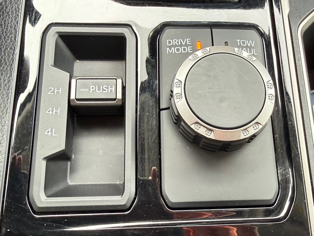 2024 Toyota Tundra CREW TRD SPORT / MARCHEPIEDS * TOILE / in Thetford Mines, Quebec - 51 - w1024h768px