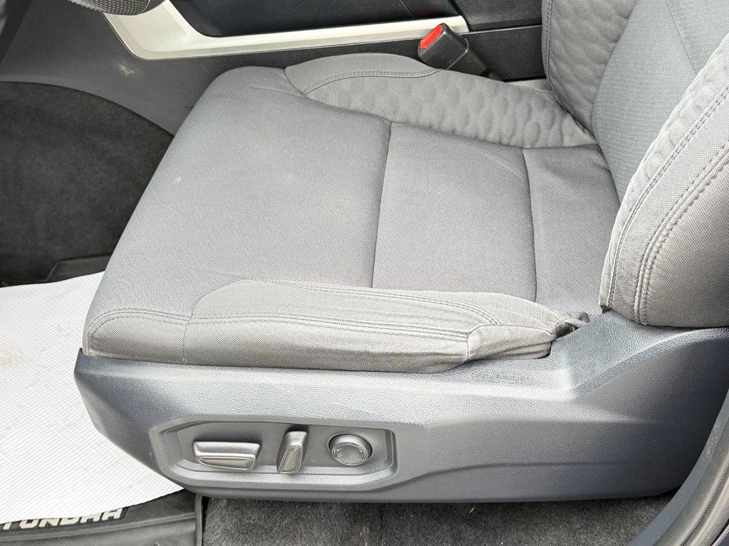 2024 Toyota Tundra SR5 DOUBLE CAB 4X4 / PRIX IMBATTABLE / in Thetford Mines, Quebec - 32 - w1024h768px