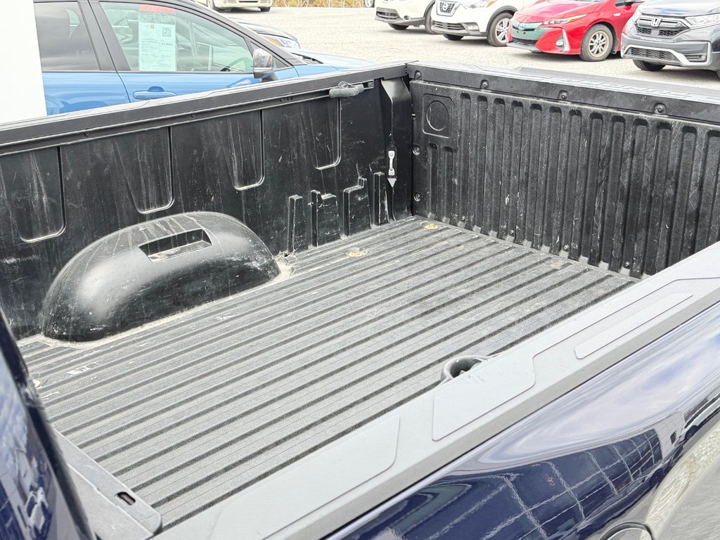 2024 Toyota Tundra SR5 DOUBLE CAB 4X4 / PRIX IMBATTABLE / in Thetford Mines, Quebec - 22 - w1024h768px