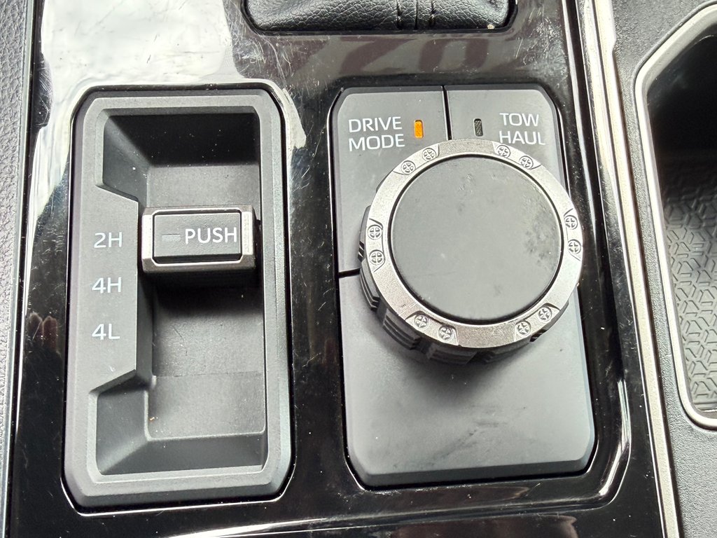 2024 Toyota Tundra SR5 DOUBLE CAB 4X4 / PRIX IMBATTABLE / in Thetford Mines, Quebec - 47 - w1024h768px