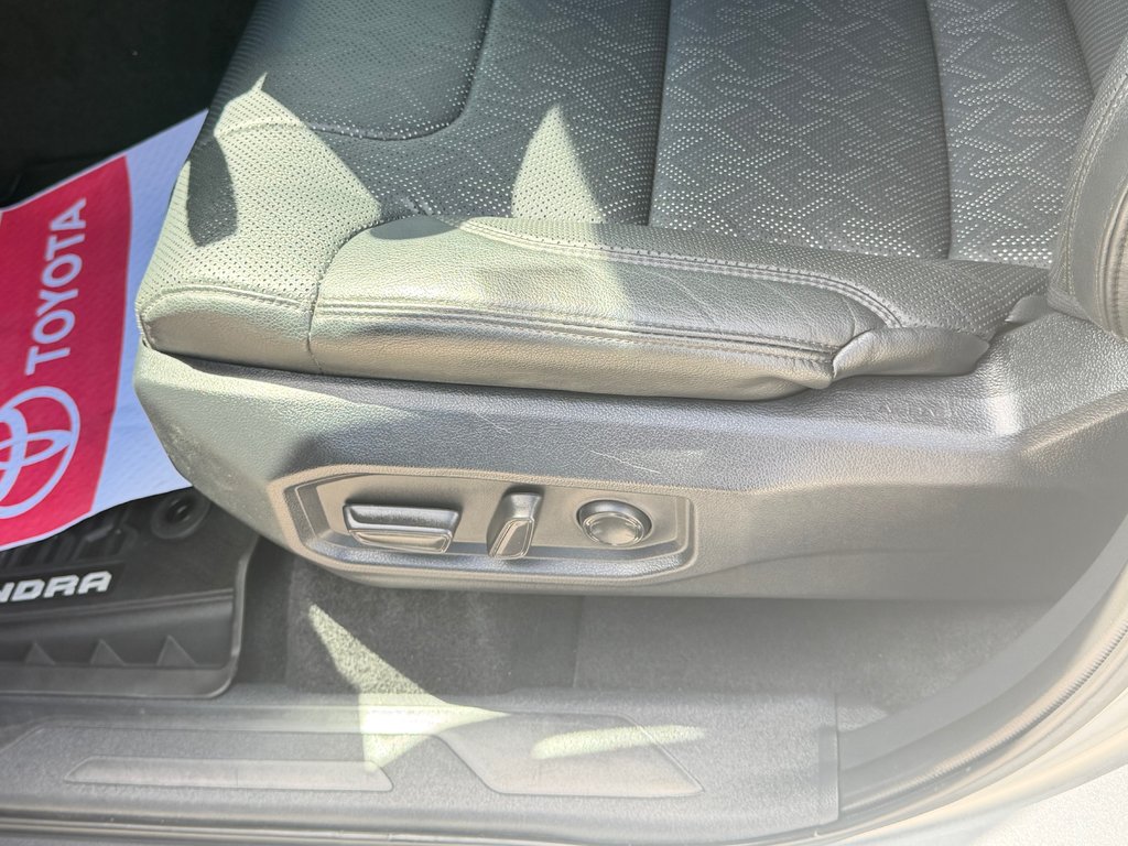 2024 Toyota Tundra TRD LIMITED HYBRIDE / 1 PROPRIO / JAMAIS ACCIDENTÉ /  PEA 01-08-28=100km / in Thetford Mines, Quebec - 44 - w1024h768px
