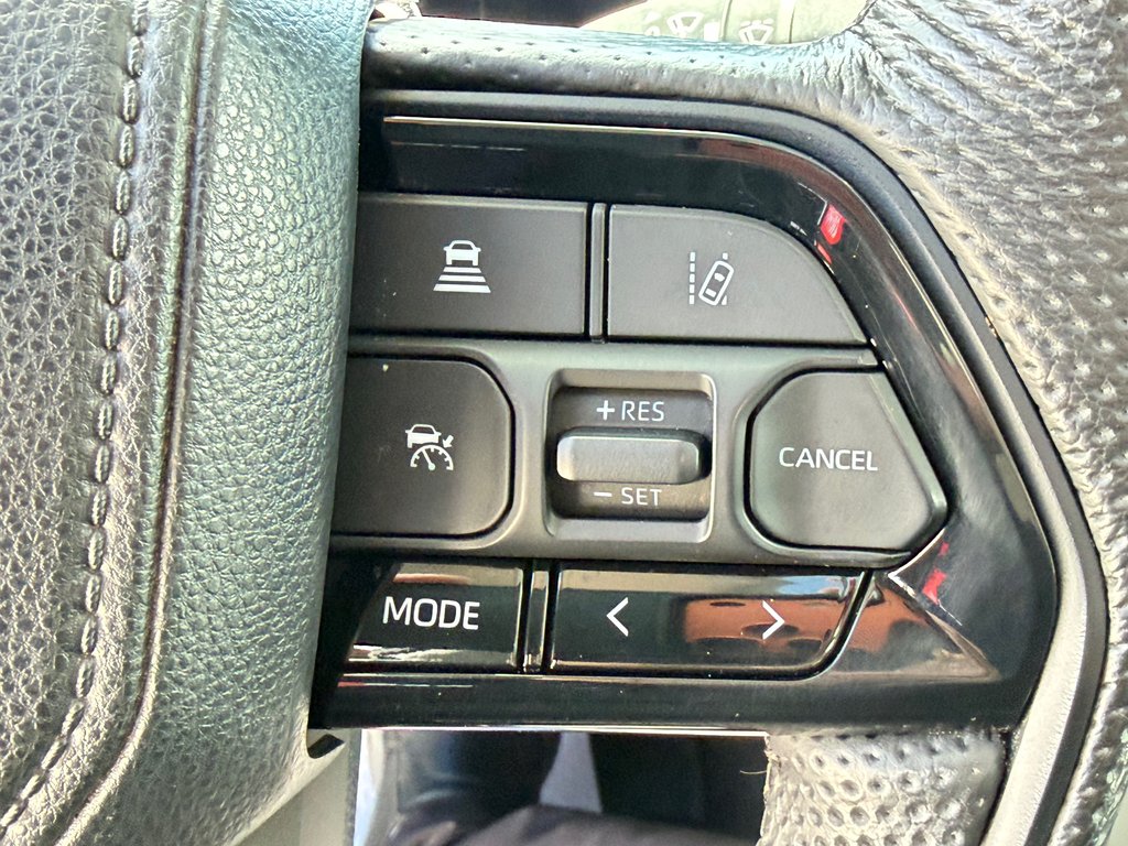 2024 Toyota Tundra TRD LIMITED HYBRIDE / 1 PROPRIO / JAMAIS ACCIDENTÉ /  PEA 01-08-28=100km / in Thetford Mines, Quebec - 50 - w1024h768px