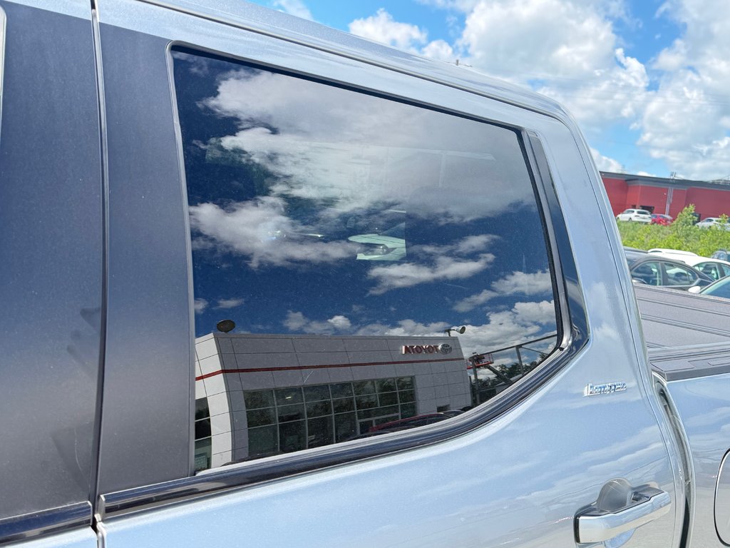 2024 Toyota Tundra TRD LIMITED HYBRIDE / 1 PROPRIO / JAMAIS ACCIDENTÉ /  PEA 01-08-28=100km / in Thetford Mines, Quebec - 26 - w1024h768px