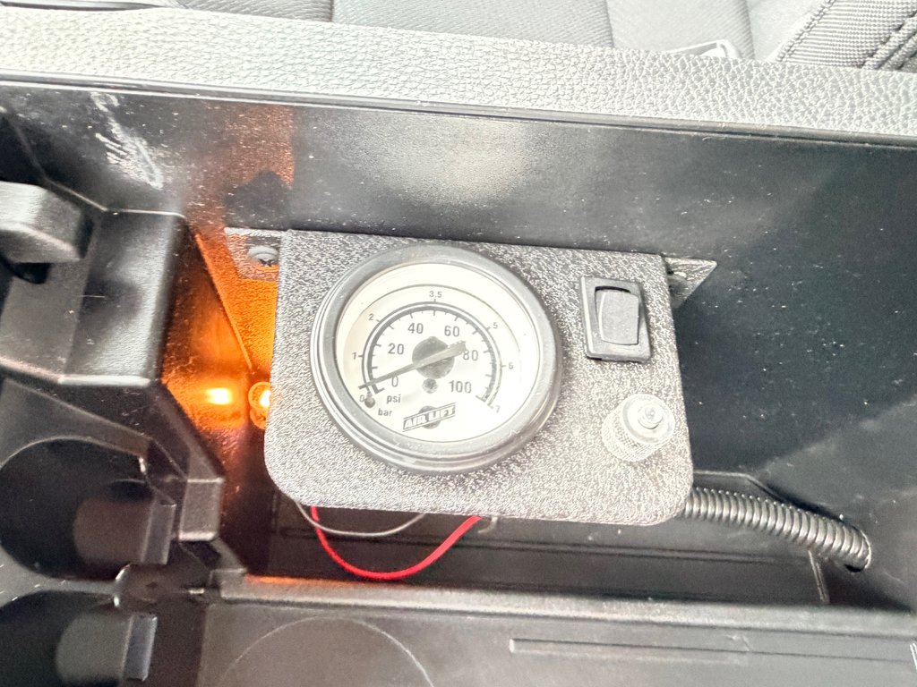 Toyota Tundra CREW TRD OFF ROAD / BALLON / MIROIR TOWING ET ++ / 2024 à Thetford Mines, Québec - 50 - w1024h768px