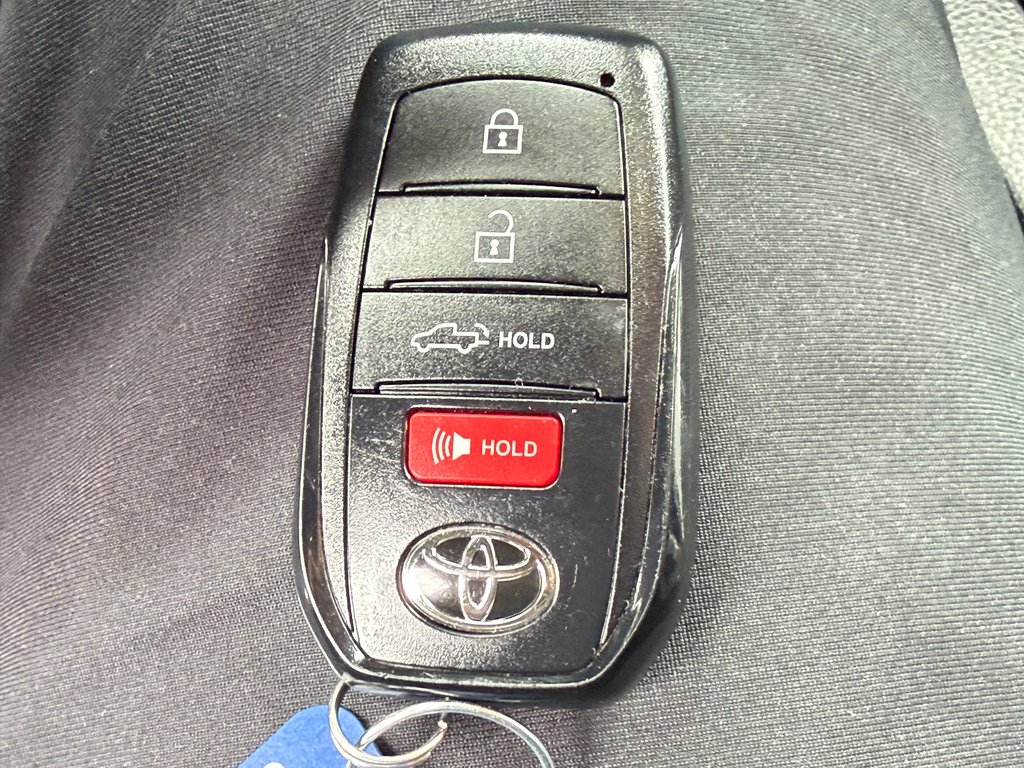 2024 Toyota Tundra SR5 / DOUBLECAB / MAGS + PNEUS HORS ROUTE / in Thetford Mines, Quebec - 53 - w1024h768px