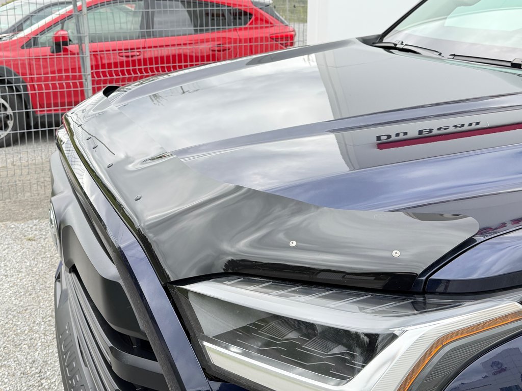 2024 Toyota Tundra SR5 / DOUBLECAB / MAGS + PNEUS HORS ROUTE / in Thetford Mines, Quebec - 15 - w1024h768px