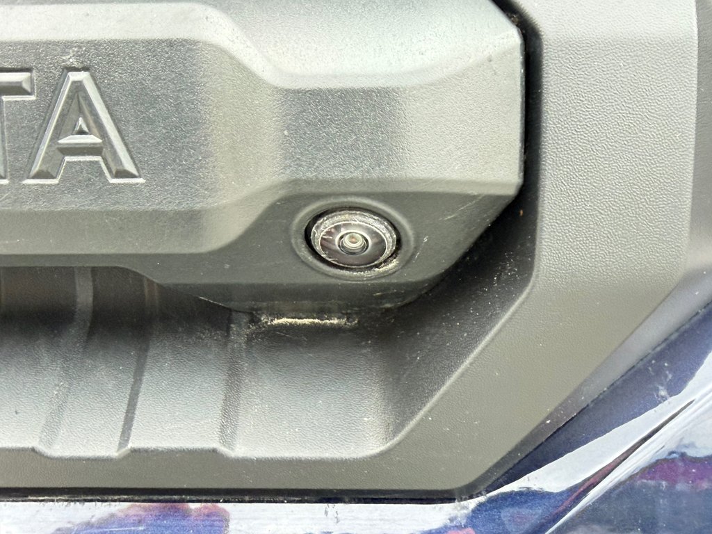 2024 Toyota Tundra SR5 / DOUBLECAB / MAGS + PNEUS HORS ROUTE / in Thetford Mines, Quebec - 26 - w1024h768px