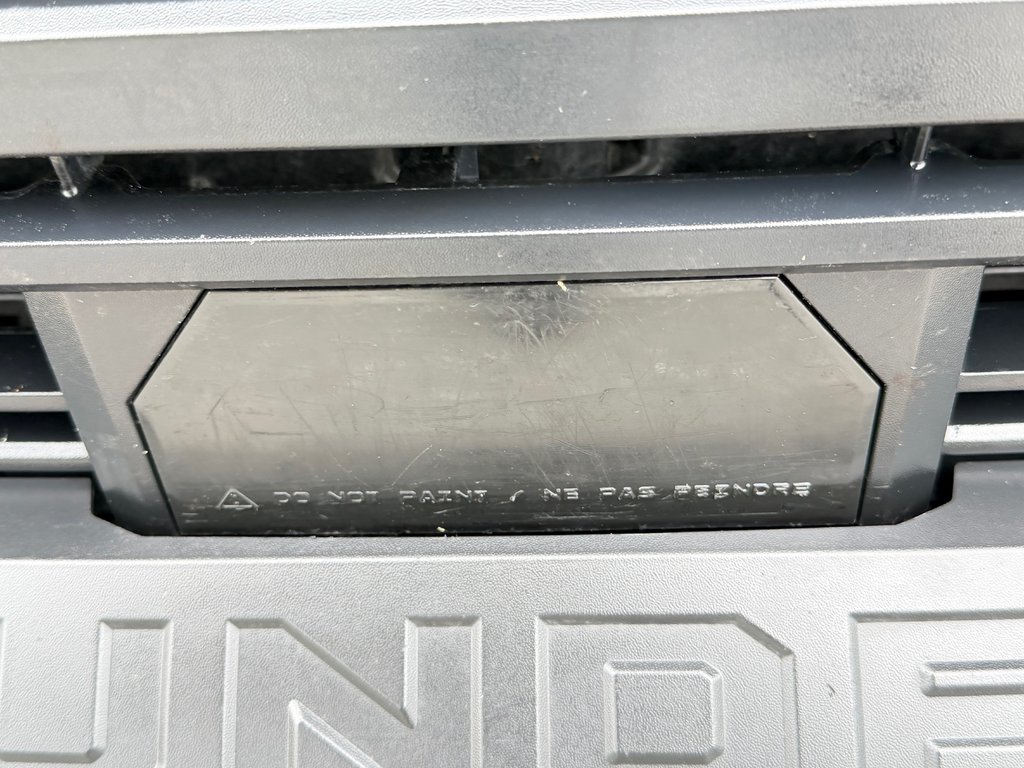 2024 Toyota Tundra SR5 / DOUBLECAB / MAGS + PNEUS HORS ROUTE / in Thetford Mines, Quebec - 11 - w1024h768px