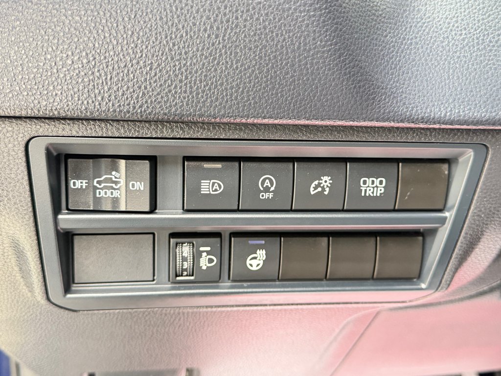 2024 Toyota Tundra SR5 / DOUBLECAB / MAGS + PNEUS HORS ROUTE / in Thetford Mines, Quebec - 34 - w1024h768px