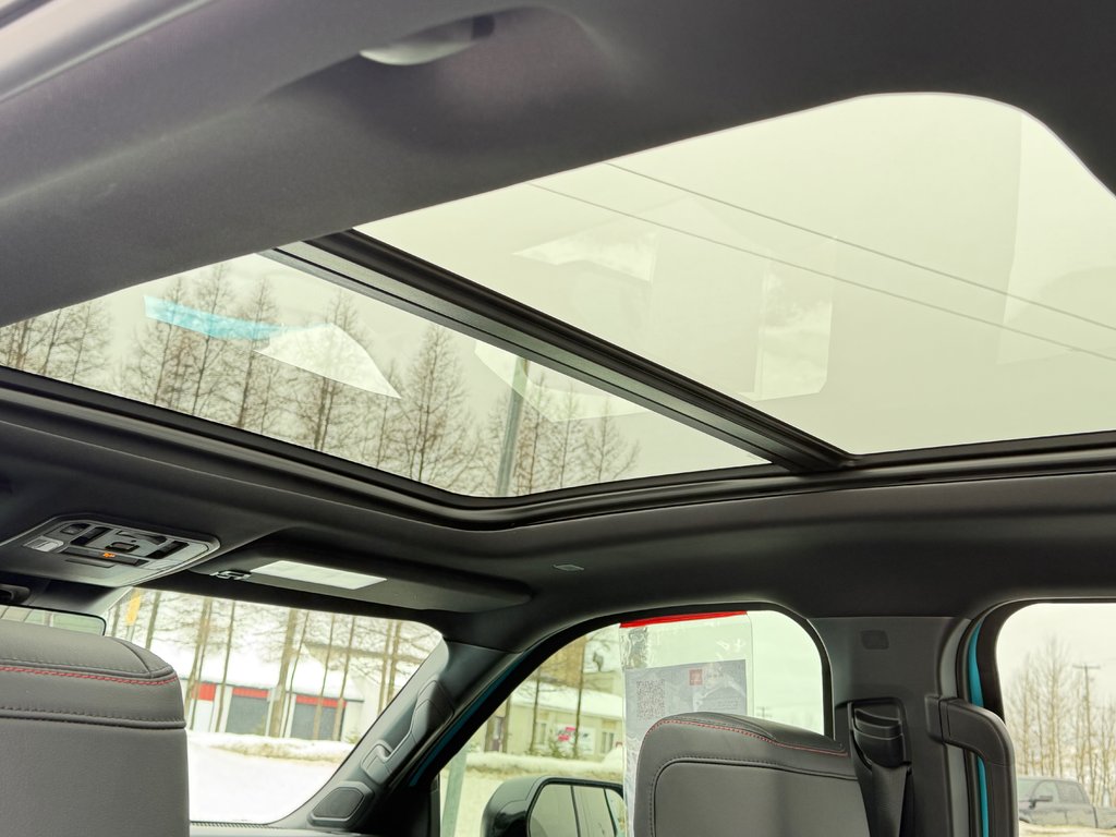 2026 Toyota Tundra TRD PRO / LIFT KIT / TOILE DE BOITE TOYOTA / MAGS  KMC ET PNEUS TOYO AT3 in Thetford Mines, Quebec - 77 - w1024h768px