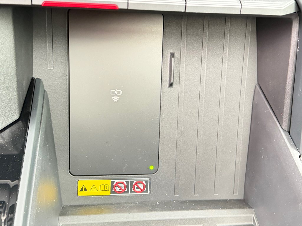 2026 Toyota Tundra TRD PRO / LIFT KIT / TOILE DE BOITE TOYOTA / MAGS  KMC ET PNEUS TOYO AT3 in Thetford Mines, Quebec - 61 - w1024h768px