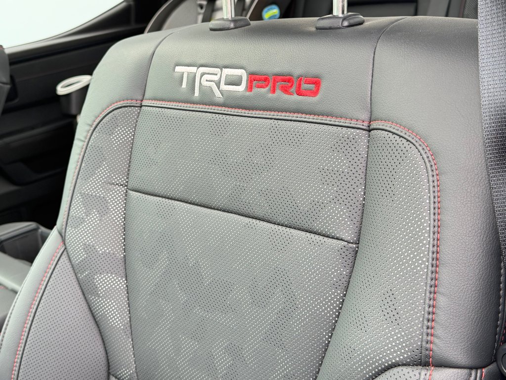 2026 Toyota Tundra TRD PRO / LIFT KIT / TOILE DE BOITE TOYOTA / MAGS  KMC ET PNEUS TOYO AT3 in Thetford Mines, Quebec - 48 - w1024h768px