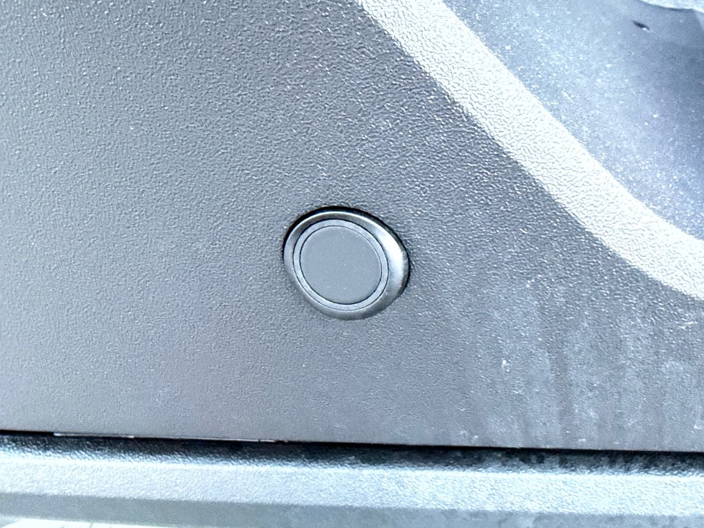 Toyota Tundra TRD PRO / LIFT KIT / TOILE DE BOITE TOYOTA / MAGS  KMC ET PNEUS TOYO AT3 2026 à Thetford Mines, Québec - 33 - w1024h768px