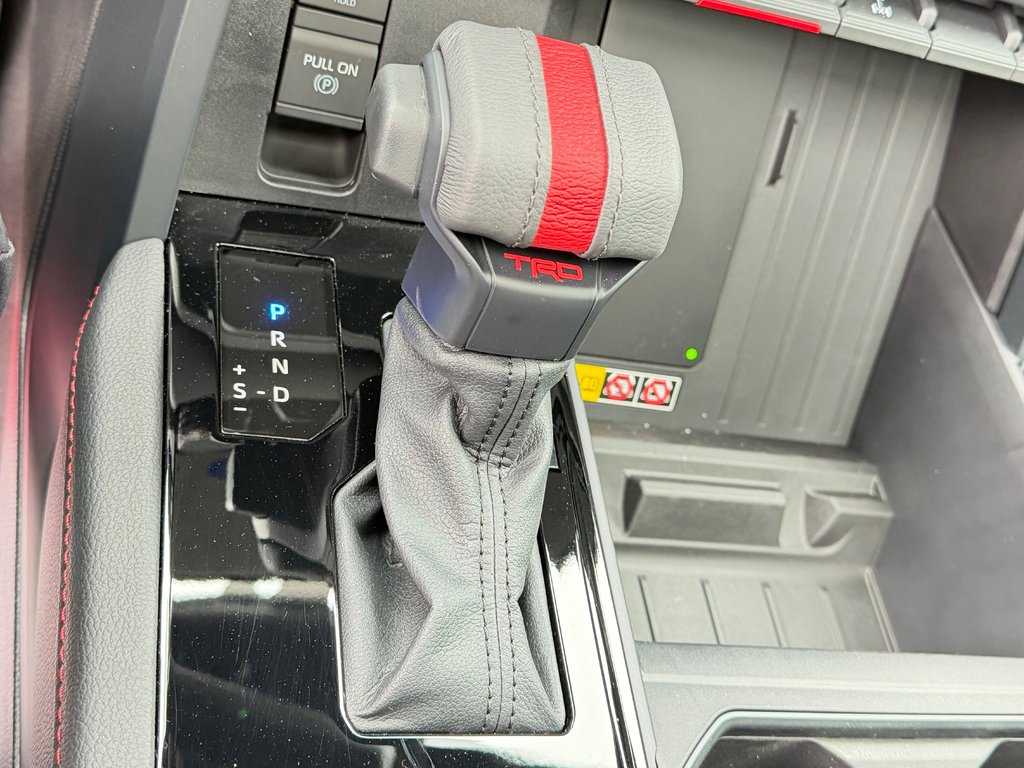 2026 Toyota Tundra TRD PRO / LIFT KIT / TOILE DE BOITE TOYOTA / MAGS  KMC ET PNEUS TOYO AT3 in Thetford Mines, Quebec - 62 - w1024h768px