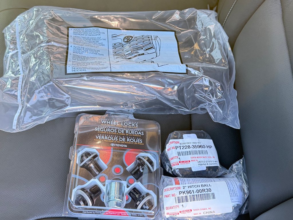 Toyota Tundra LIMITED NIGHTSHADE  / LIFT KIT / TOILE DE BOITE TOYOTA / MAGS FUEL ET PNEUS COOPER  / 2026 à Thetford Mines, Québec - 77 - w1024h768px