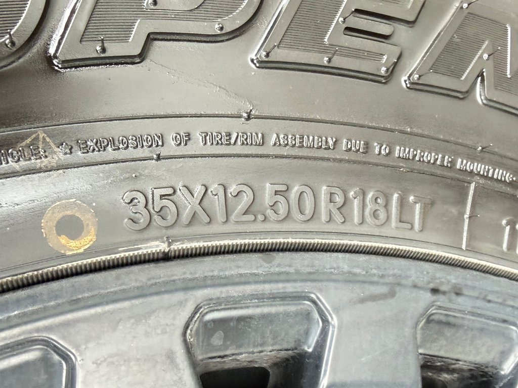 2026 Toyota Tundra TRD PRO / LIFT KIT / TOILE DE BOITE TOYOTA / MAGS  KMC ET PNEUS TOYO AT3 in Thetford Mines, Quebec - 26 - w1024h768px