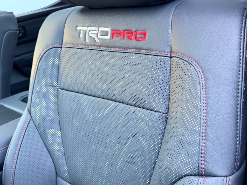 Toyota Tundra TRD PRO / LIFT KIT / TOILE DE BOITE TOYOTA / MAGS  KMC ET PNEUS TOYO AT3 2026 à Thetford Mines, Québec - 41 - w1024h768px