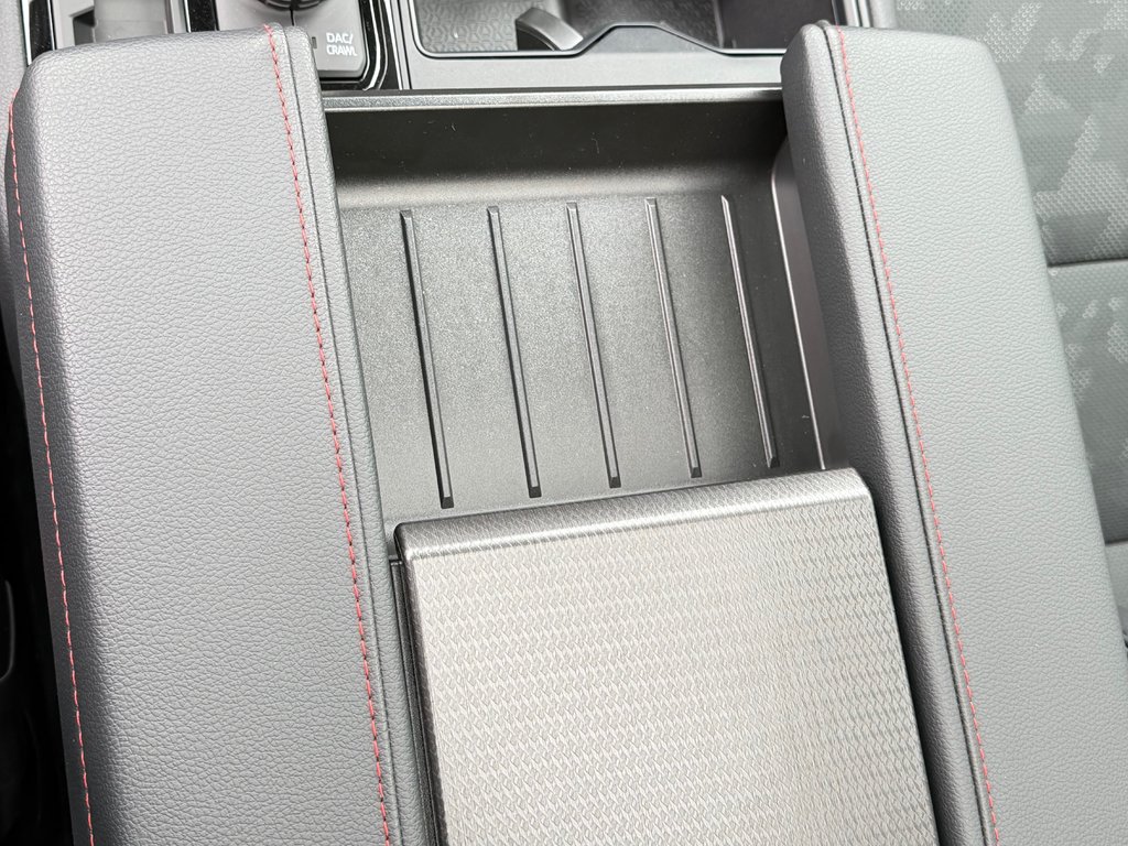 2026 Toyota Tundra TRD PRO / LIFT KIT / TOILE DE BOITE TOYOTA / MAGS  KMC ET PNEUS TOYO AT3 in Thetford Mines, Quebec - 65 - w1024h768px