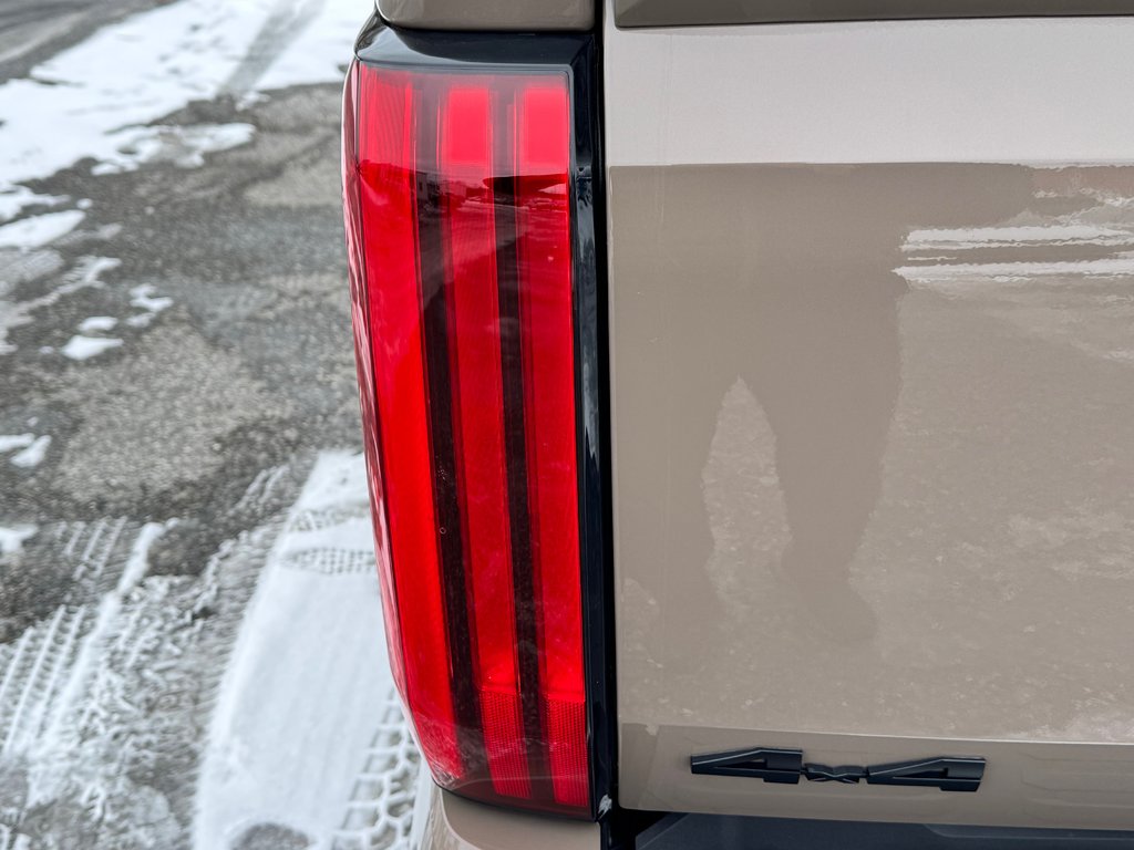 2026 Toyota Tundra LIMITED TRD OFF ROAD / DISPONIBLE ACHAT - LOCATION / LIFT KIT 3'' / MAGS 17'' / ROCK SLIDERS in Thetford Mines, Quebec - 33 - w1024h768px