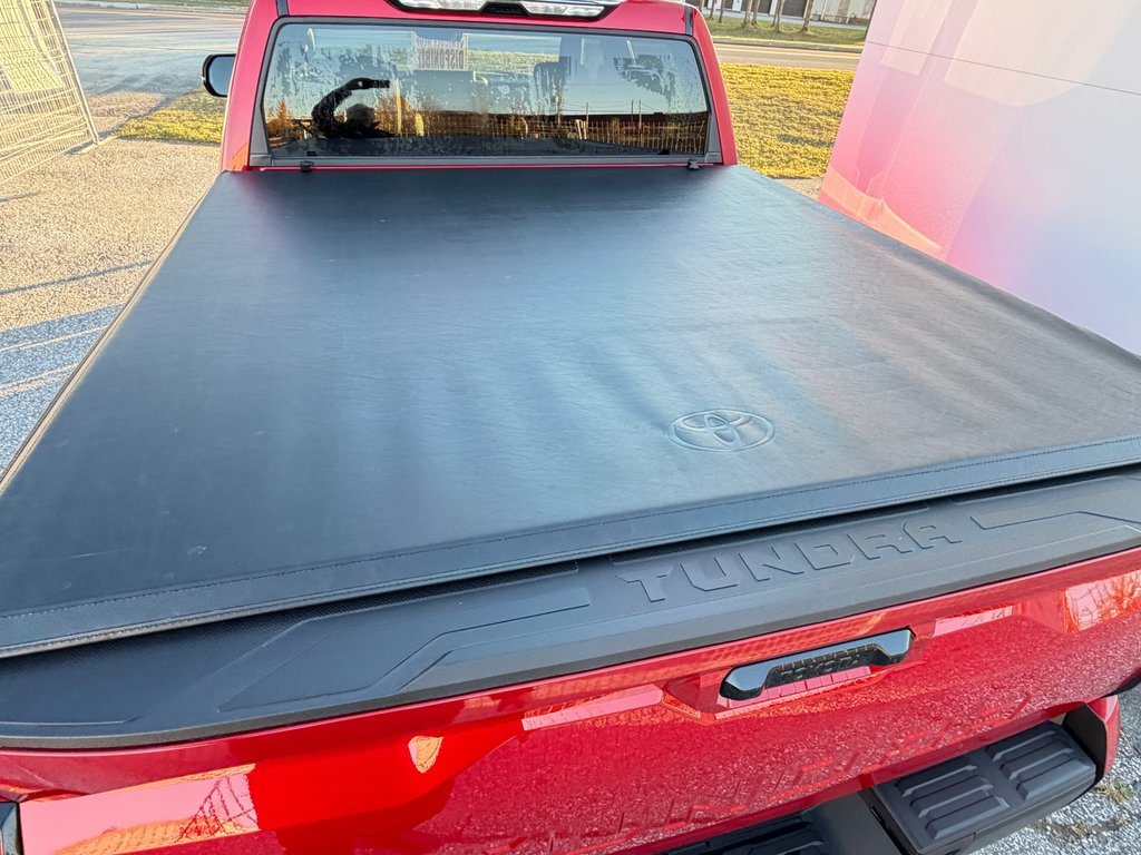 Toyota Tundra LIMITED NIGHTSHADE  / LIFT KIT / TOILE DE BOITE TOYOTA / MAGS FUEL ET PNEUS COOPER  / 2026 à Thetford Mines, Québec - 82 - w1024h768px