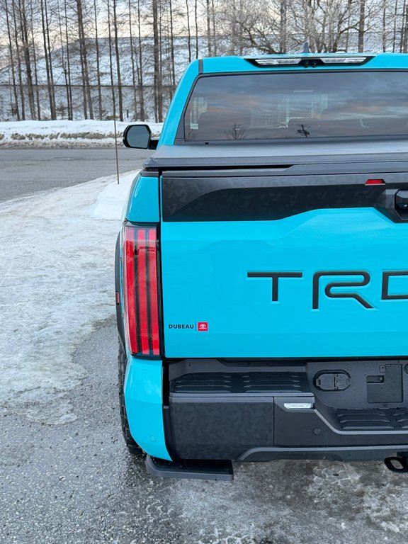 Toyota Tundra TRD PRO / LIFT KIT / TOILE DE BOITE TOYOTA / MAGS  KMC ET PNEUS TOYO AT3 2026 à Thetford Mines, Québec - 27 - w1024h768px