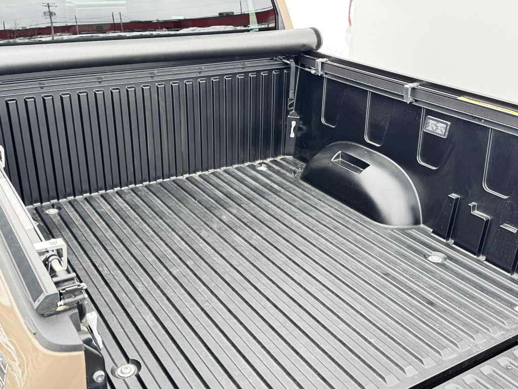 2026 Toyota Tundra LIMITED TRD OFF ROAD / DISPONIBLE ACHAT - LOCATION / LIFT KIT 3'' / MAGS 17'' / ROCK SLIDERS in Thetford Mines, Quebec - 88 - w1024h768px