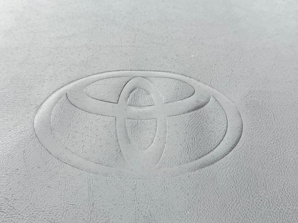 2026 Toyota Tundra LIMITED TRD OFF ROAD / DISPONIBLE ACHAT - LOCATION / LIFT KIT 3'' / MAGS 17'' / ROCK SLIDERS in Thetford Mines, Quebec - 85 - w1024h768px