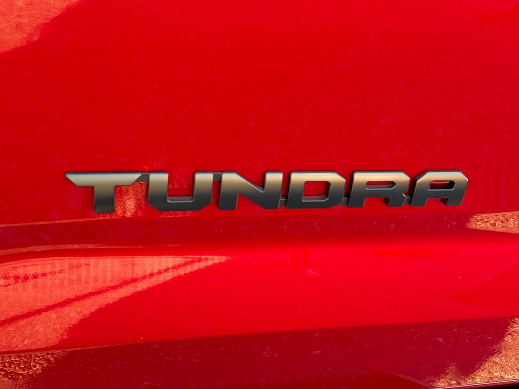 Toyota Tundra LIMITED NIGHTSHADE  / LIFT KIT / TOILE DE BOITE TOYOTA / MAGS FUEL ET PNEUS COOPER  / 2026 à Thetford Mines, Québec - 25 - w1024h768px