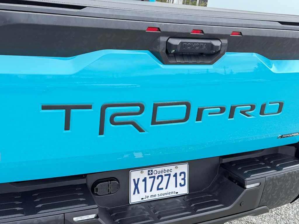2026 Toyota Tundra TRD PRO / LIFT KIT / TOILE DE BOITE TOYOTA / MAGS  KMC ET PNEUS TOYO AT3 in Thetford Mines, Quebec - 34 - w1024h768px