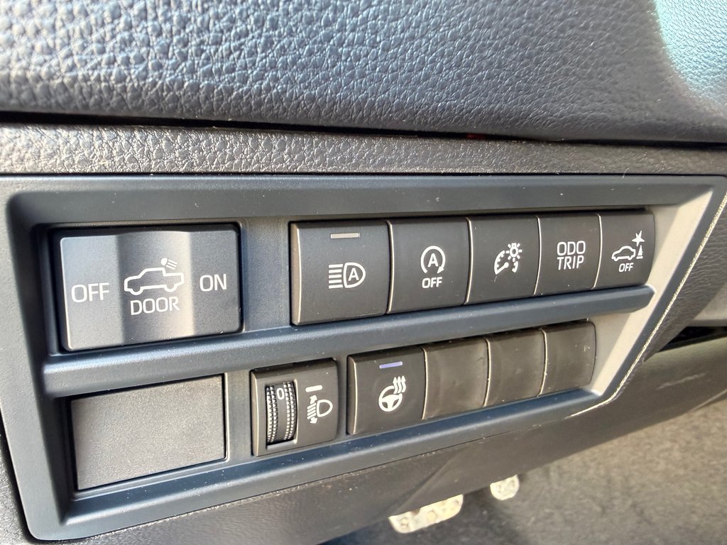 Toyota Tundra TRDOFFROAD / MARCHEPIED / TOILE SOUPLE / TAG 2026 à Thetford Mines, Québec - 15 - w1024h768px