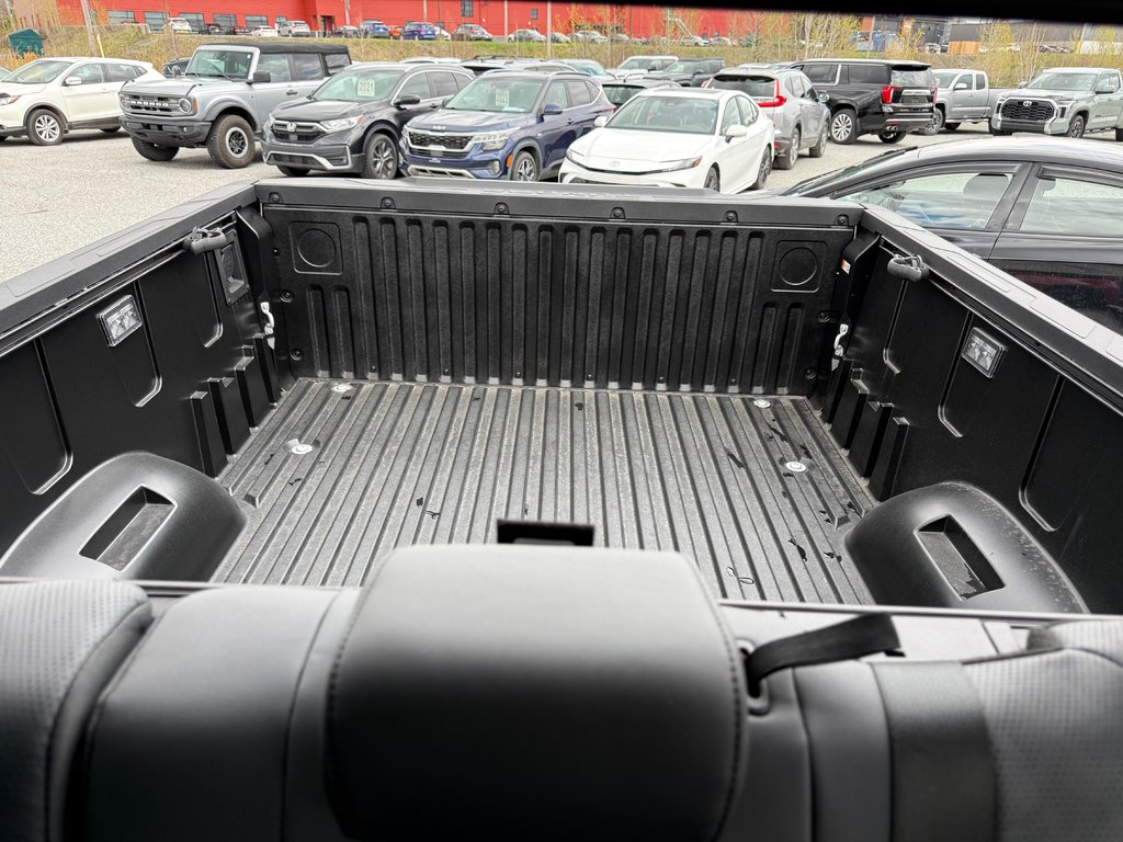 2026 Toyota Tundra Platinum in Thetford Mines, Quebec - 46 - w1024h768px