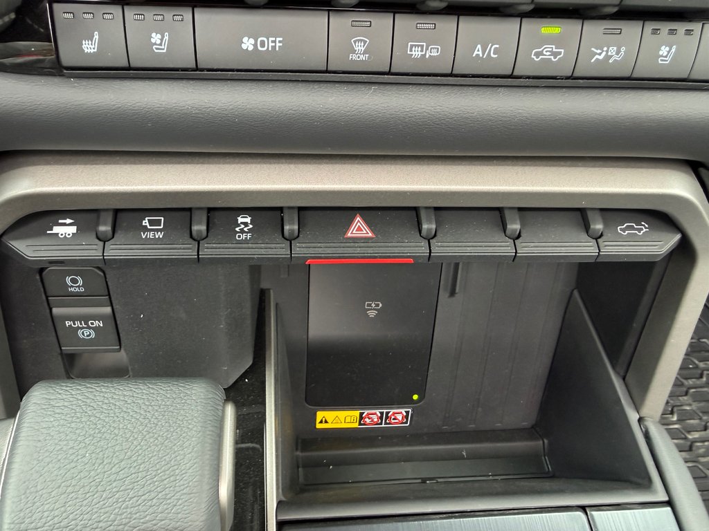 2026 Toyota Tundra Platinum in Thetford Mines, Quebec - 36 - w1024h768px