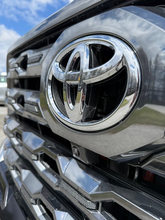 2026 Toyota Tundra Platinum in Thetford Mines, Quebec - 12 - w1024h768px