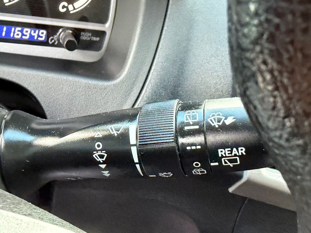 2015 Toyota Venza LE FWD / V6 / TRÈS BAS KILOS / 3500 LBS TOWING / in Thetford Mines, Quebec - 38 - w1024h768px