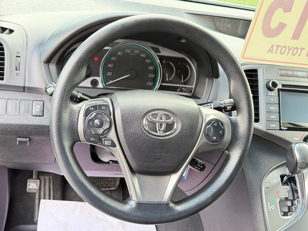 2015 Toyota Venza LE FWD / V6 / TRÈS BAS KILOS / 3500 LBS TOWING / in Thetford Mines, Quebec - 33 - w1024h768px